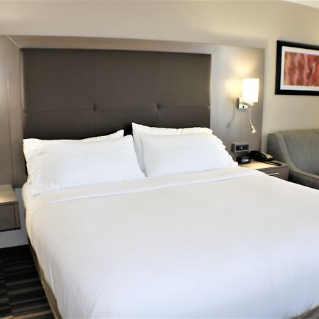 Holiday Inn Express Woodstock-Shenandoah Valley By Ihg Zewnętrze zdjęcie