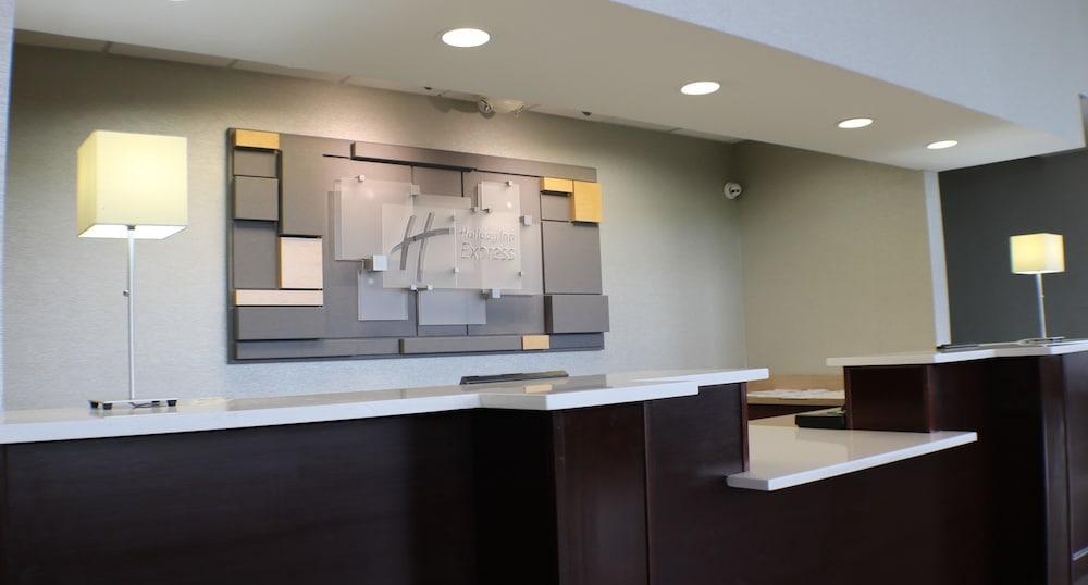 Holiday Inn Express Woodstock-Shenandoah Valley By Ihg Zewnętrze zdjęcie