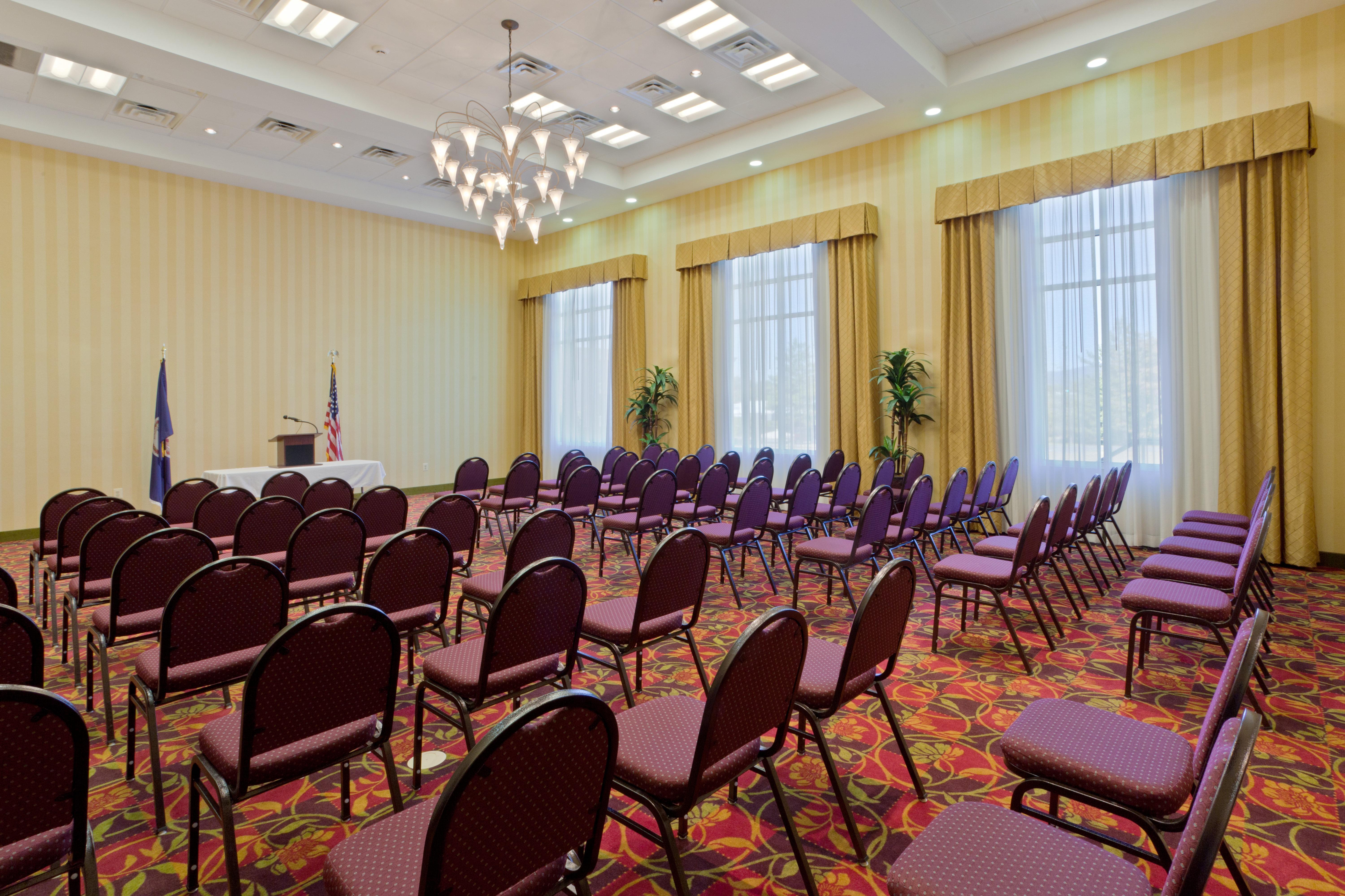 Holiday Inn Express Woodstock-Shenandoah Valley By Ihg Zewnętrze zdjęcie
