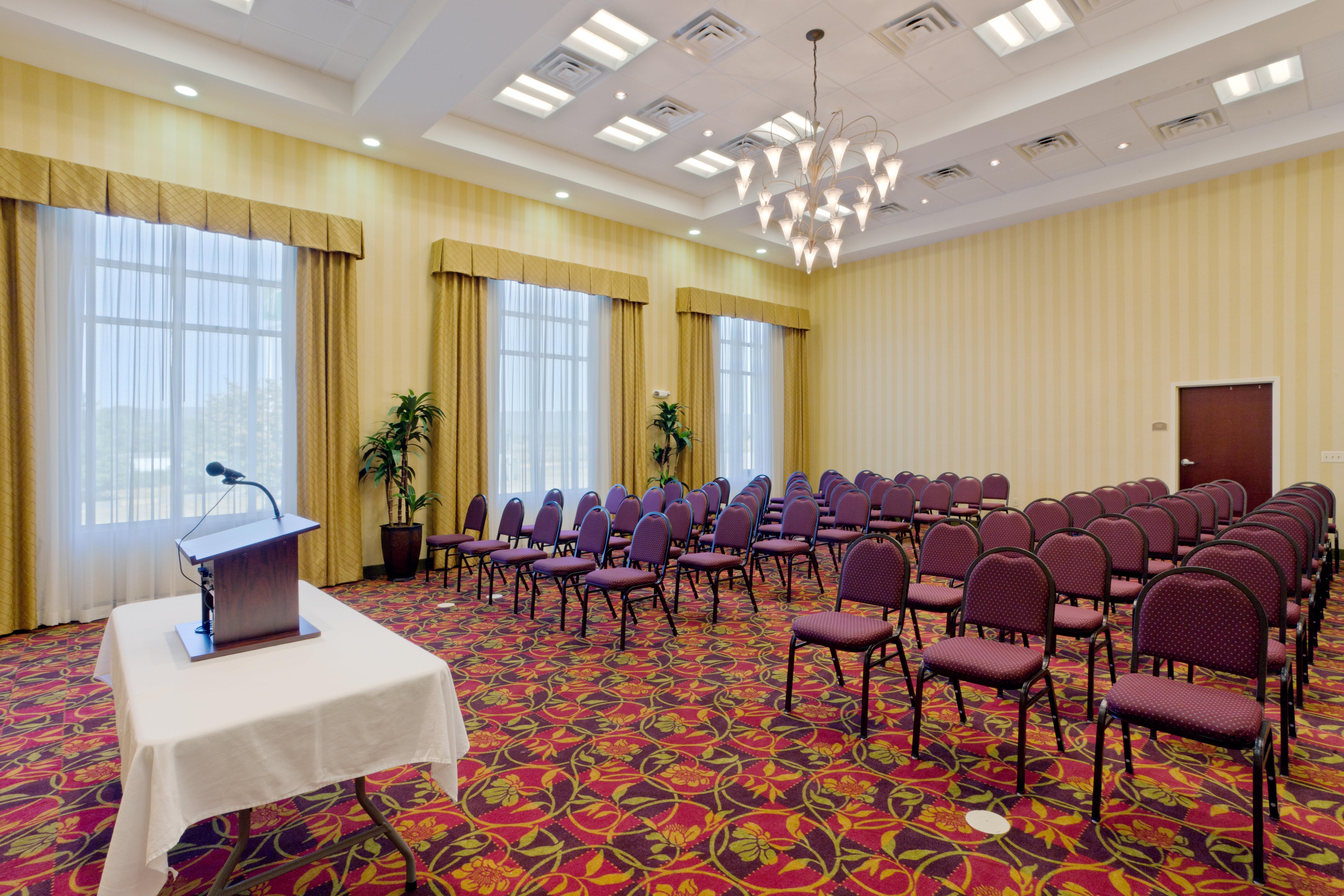 Holiday Inn Express Woodstock-Shenandoah Valley By Ihg Zewnętrze zdjęcie