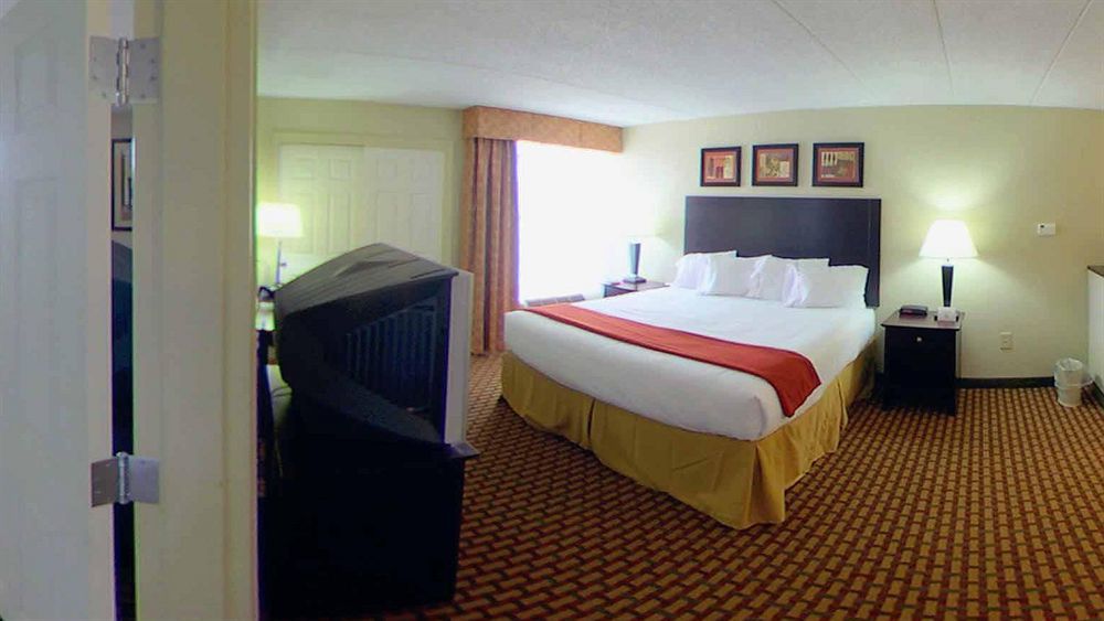 Holiday Inn Express Woodstock-Shenandoah Valley By Ihg Zewnętrze zdjęcie