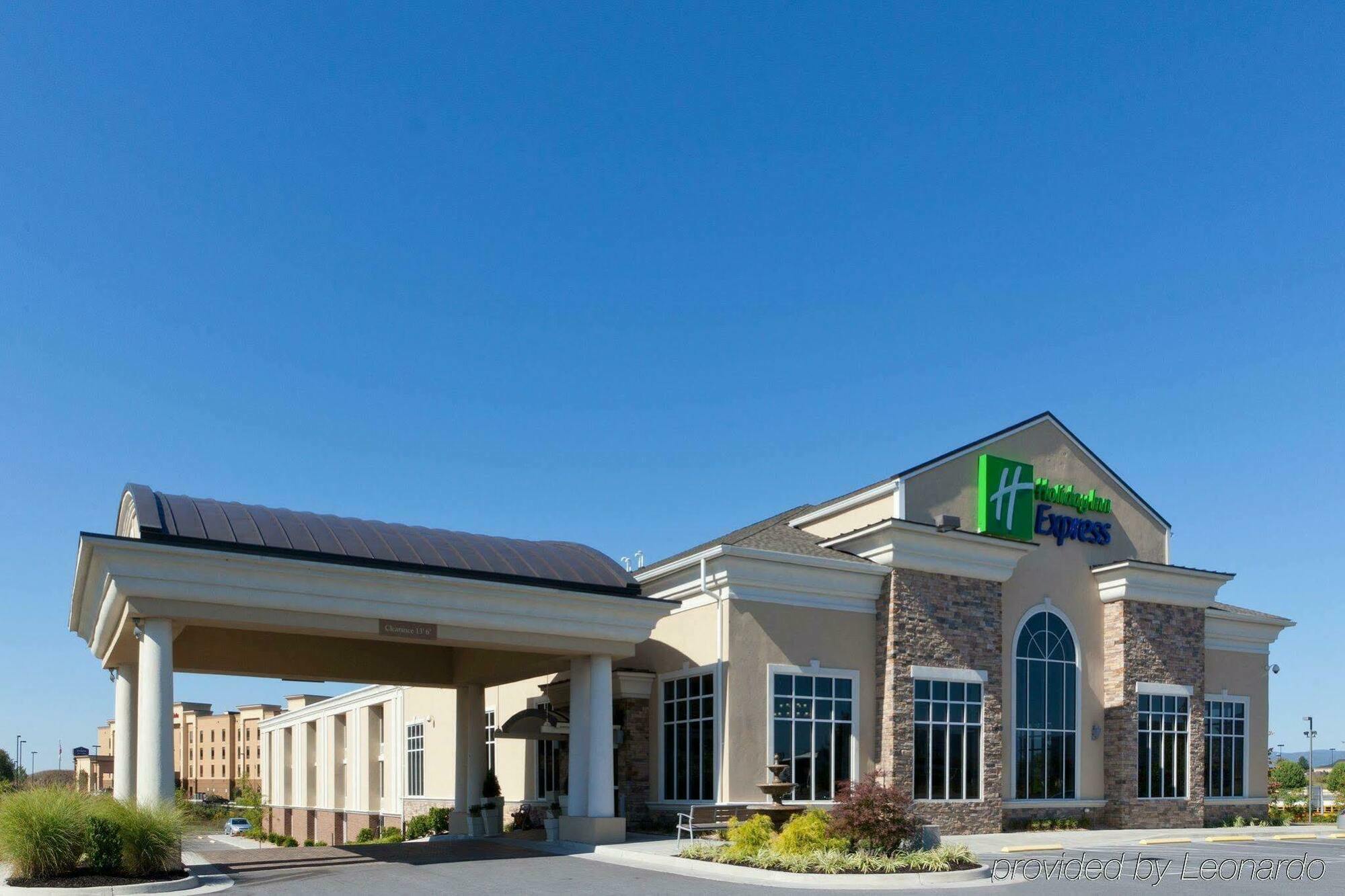 Holiday Inn Express Woodstock-Shenandoah Valley By Ihg Zewnętrze zdjęcie