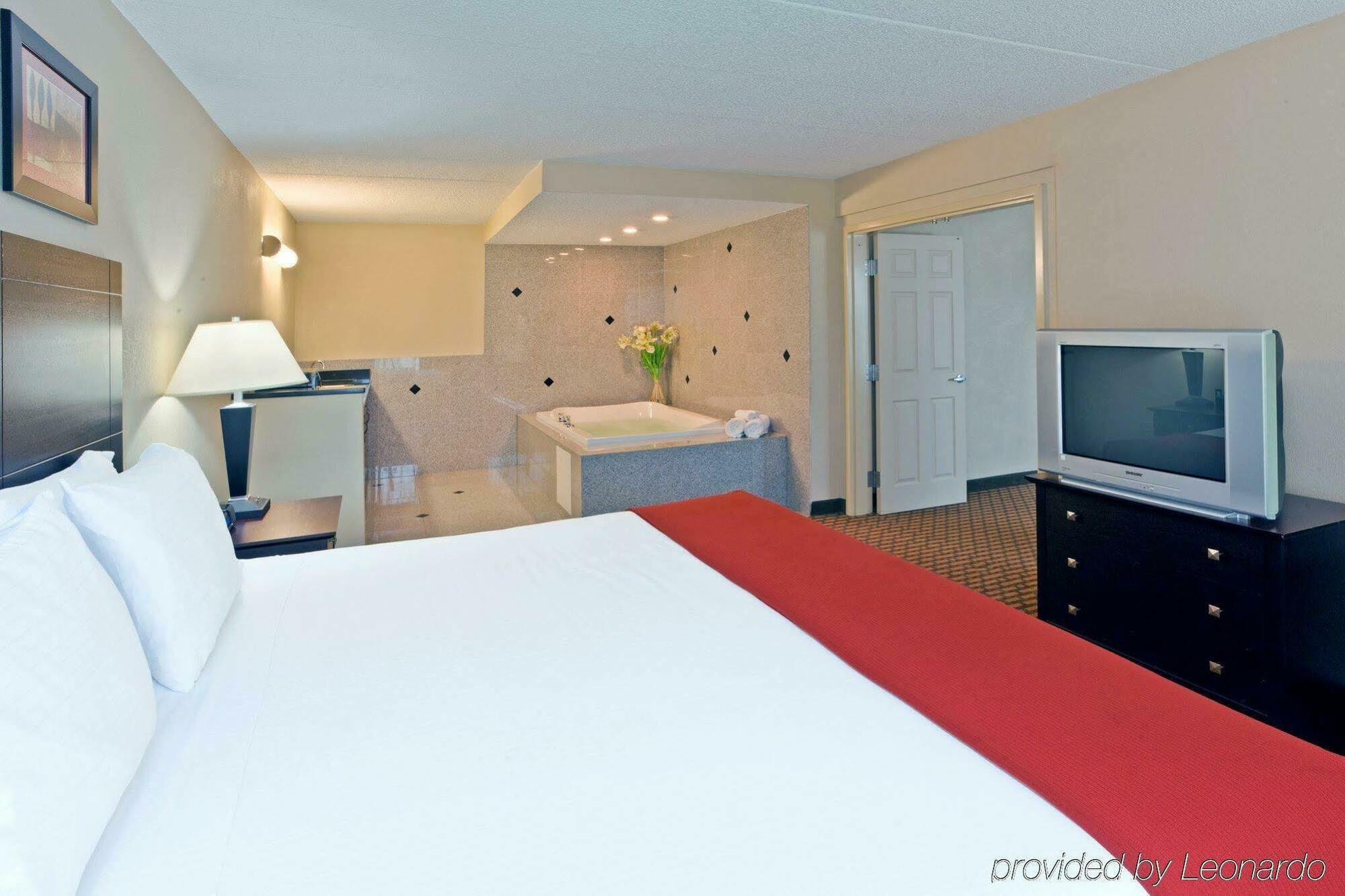 Holiday Inn Express Woodstock-Shenandoah Valley By Ihg Zewnętrze zdjęcie