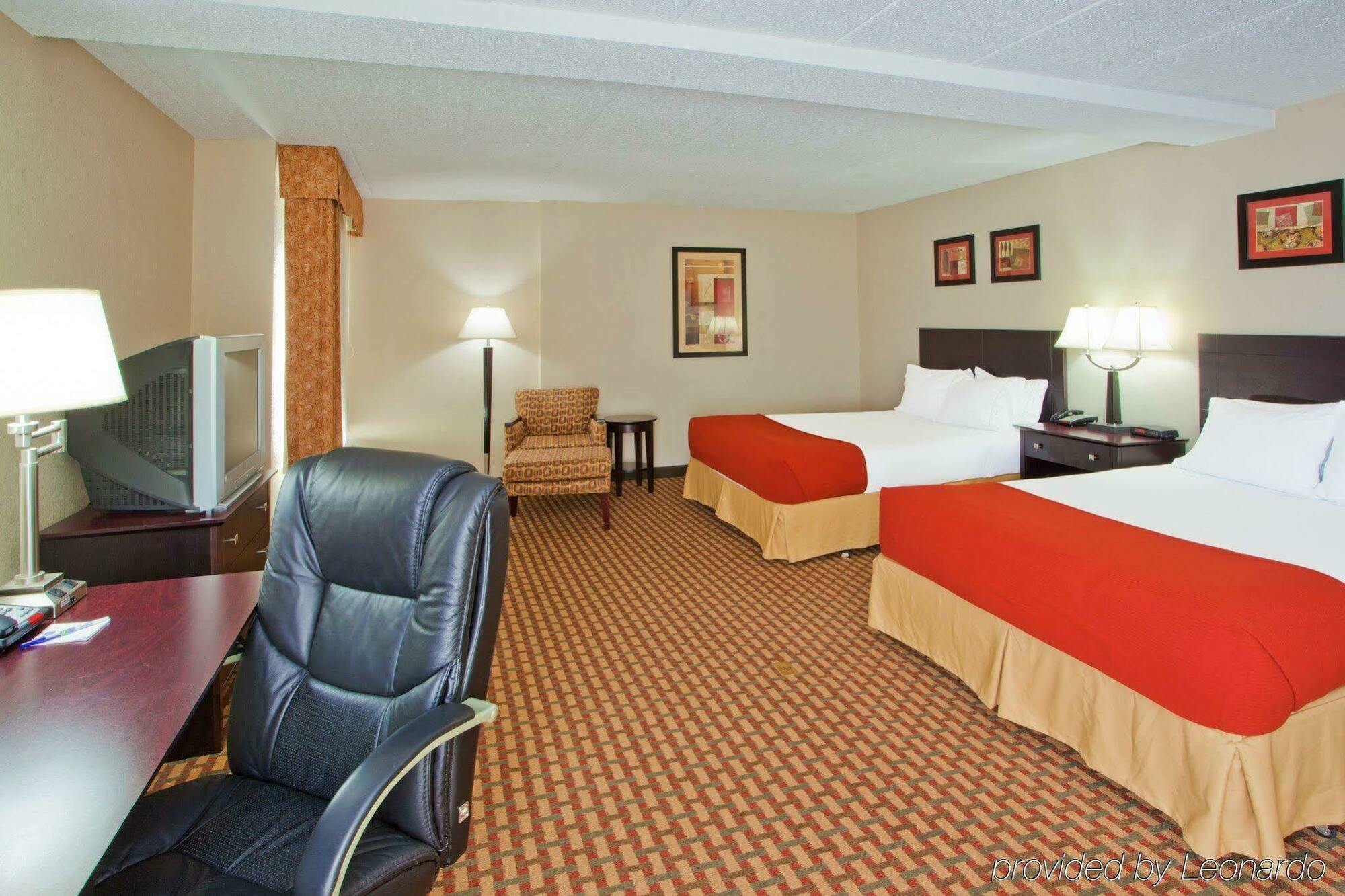 Holiday Inn Express Woodstock-Shenandoah Valley By Ihg Zewnętrze zdjęcie